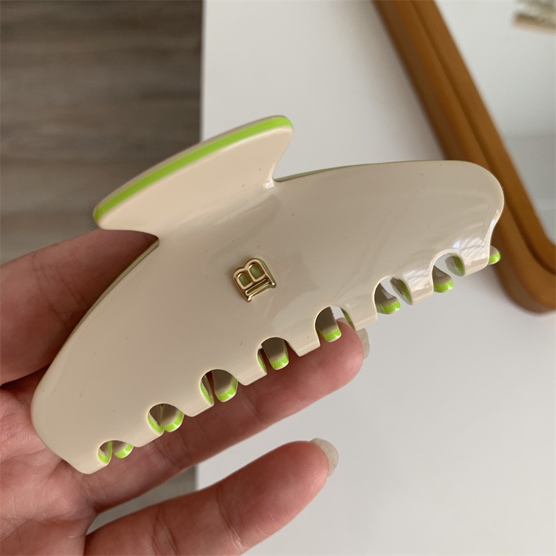 Acetate Sheet Letter Shark Hair Clip – Stylish Headband Accessory for Every Occasion