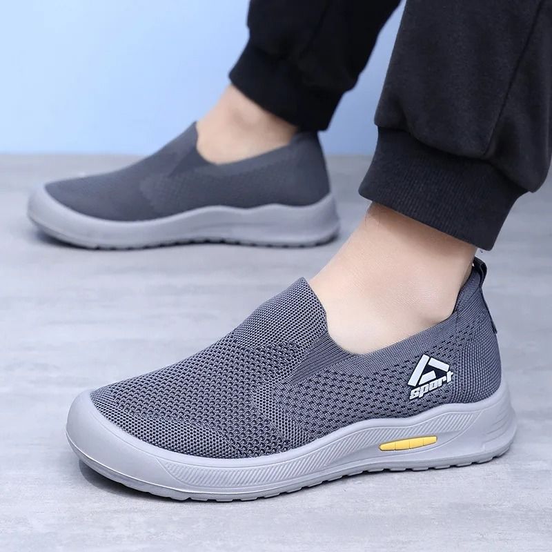 Mens Lightweight Slip-On Casual Sneakers