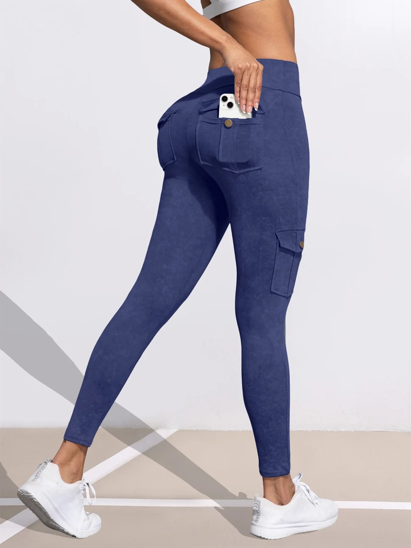 Womens Butt Lifting Leggings with Side Pocket and Washed Print Design