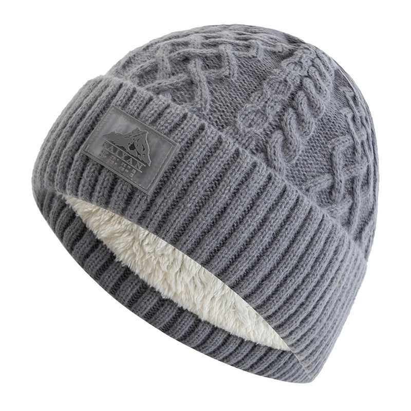 Unisex Warm Winter Hat, Stylish Beanie Cap with Plush Fur Lining, Perfect for Ski Sports, Men and Women