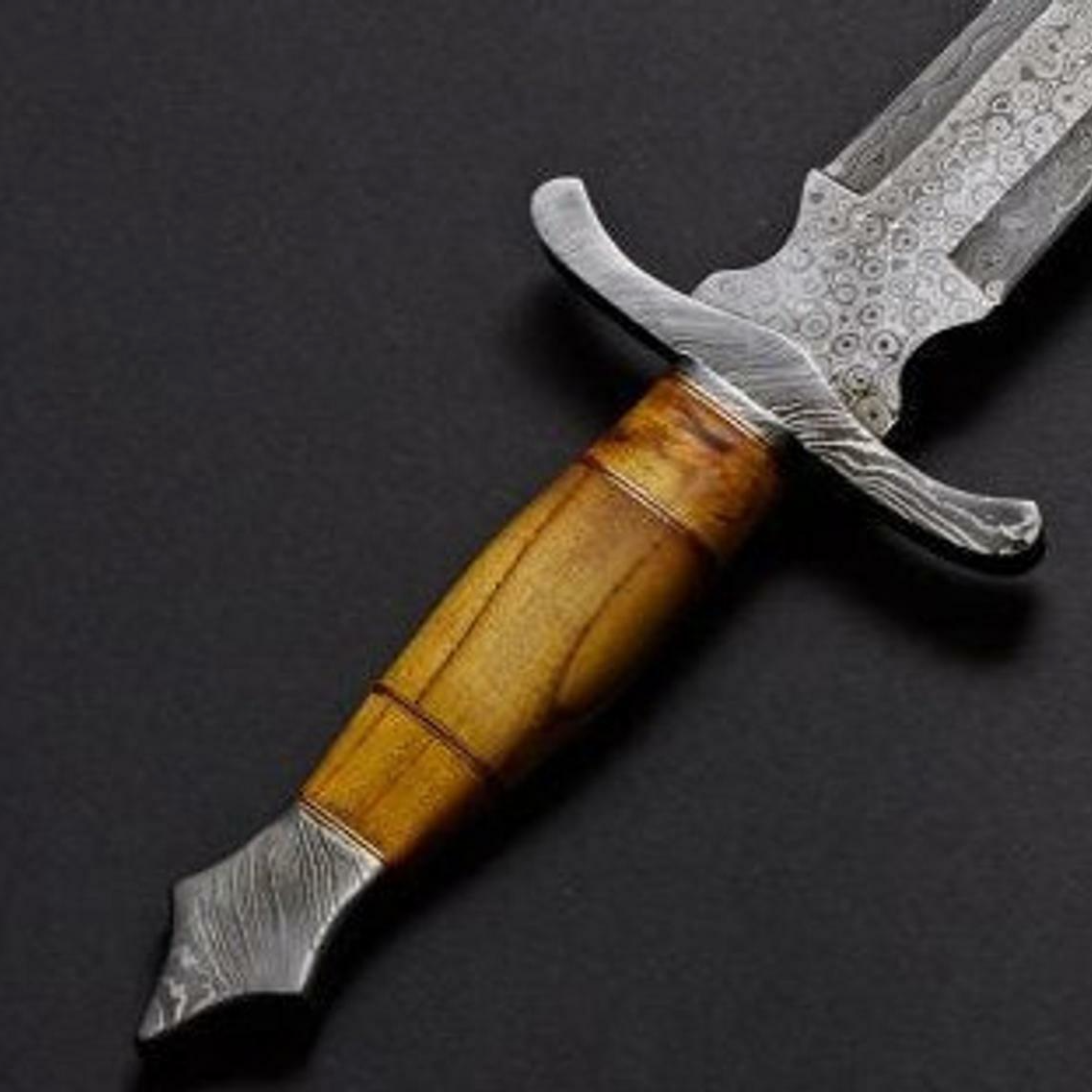 30 Inch Roman Sword Hand Forged Damascus Steel Viking Sword with Olive Wood Handle
