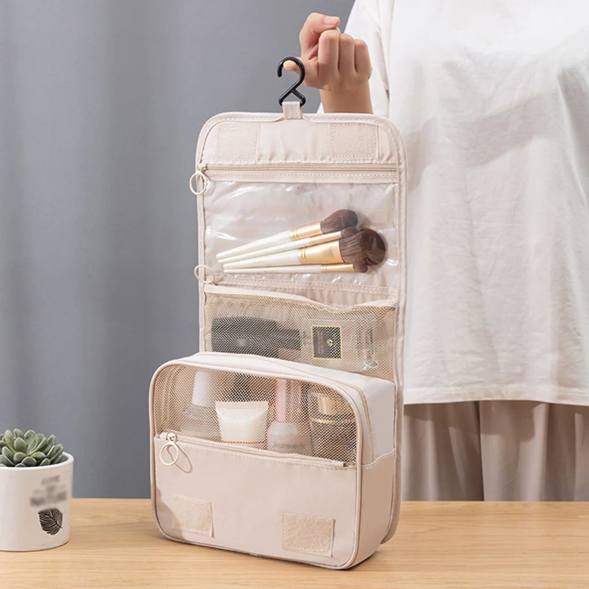 Multi-Functional Hanging Toiletry and Dry-Wet Separation Travel Bag
