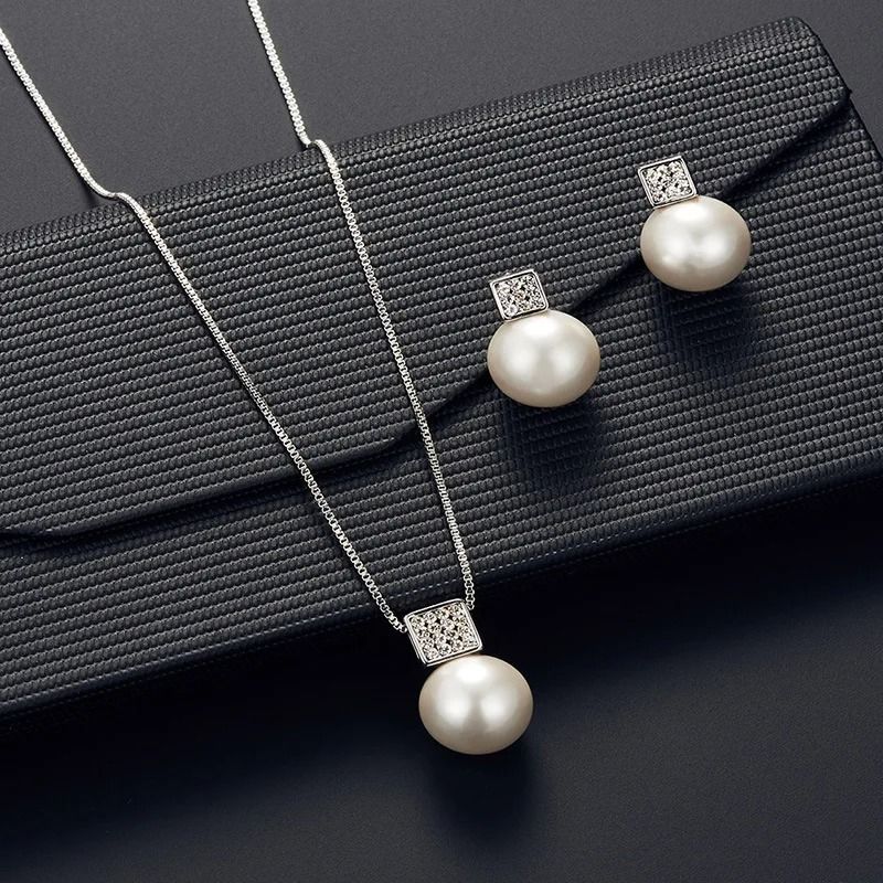 2 PCS Imitation Pearl Pendant Necklace and Earring Stud Set Silver Color Snake Chain Crystal Jewelry