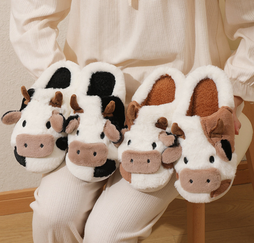 Winter Home Slippers for Couples, Warm Plush Cartoon Cow, Anti-Slip Cotton Slipper for Men and Women, Comfortable Indoor
