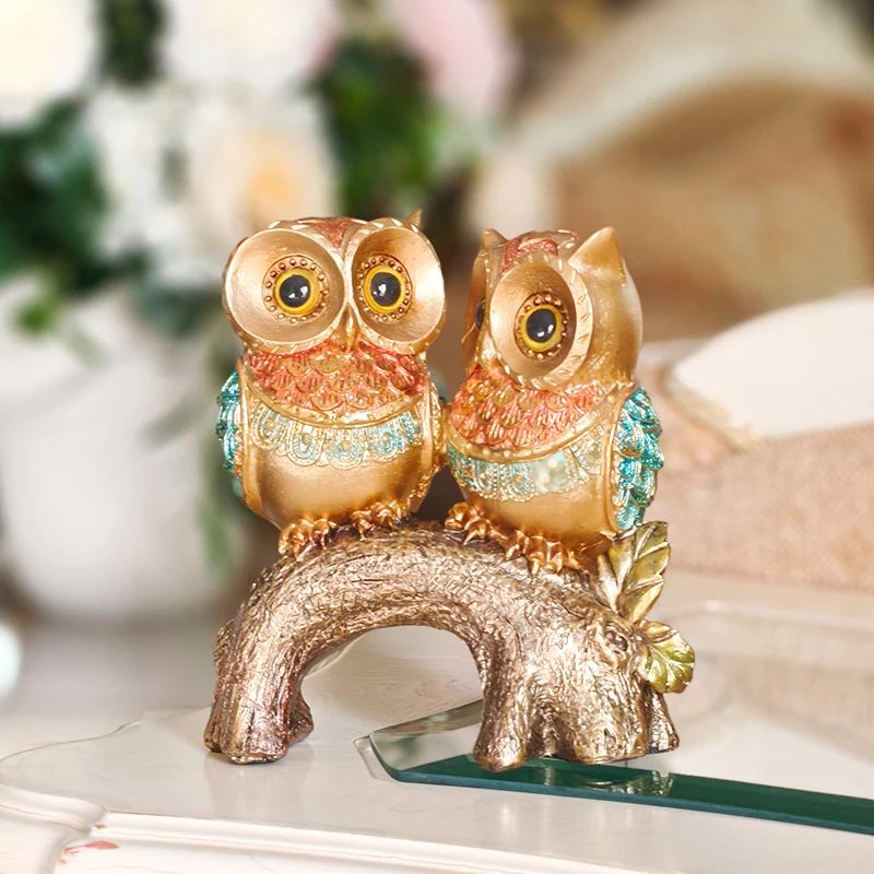 Elegant Resin Owl Sculpture – Luxury Owl Decor Accent for Living Room & Office
