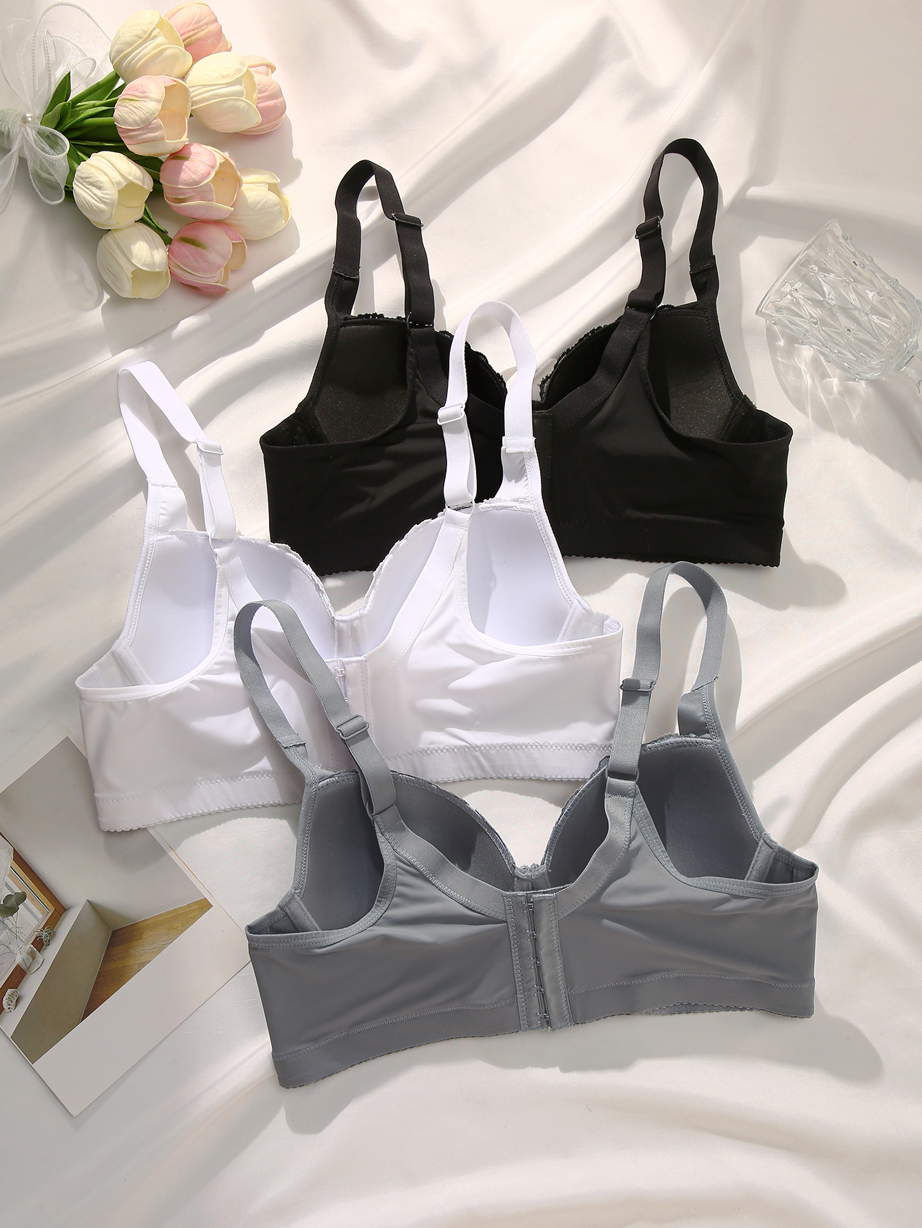Underwear with Multiple Color Options, Women's Underwire Push-Up Bra, Perfect for All Seasons