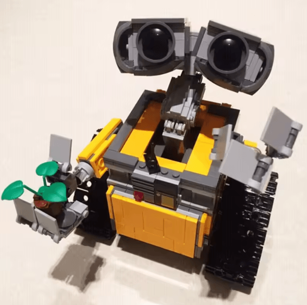Wall-E Robot Building Block Set – 687PCS DIY Assembly STEM Model Toy