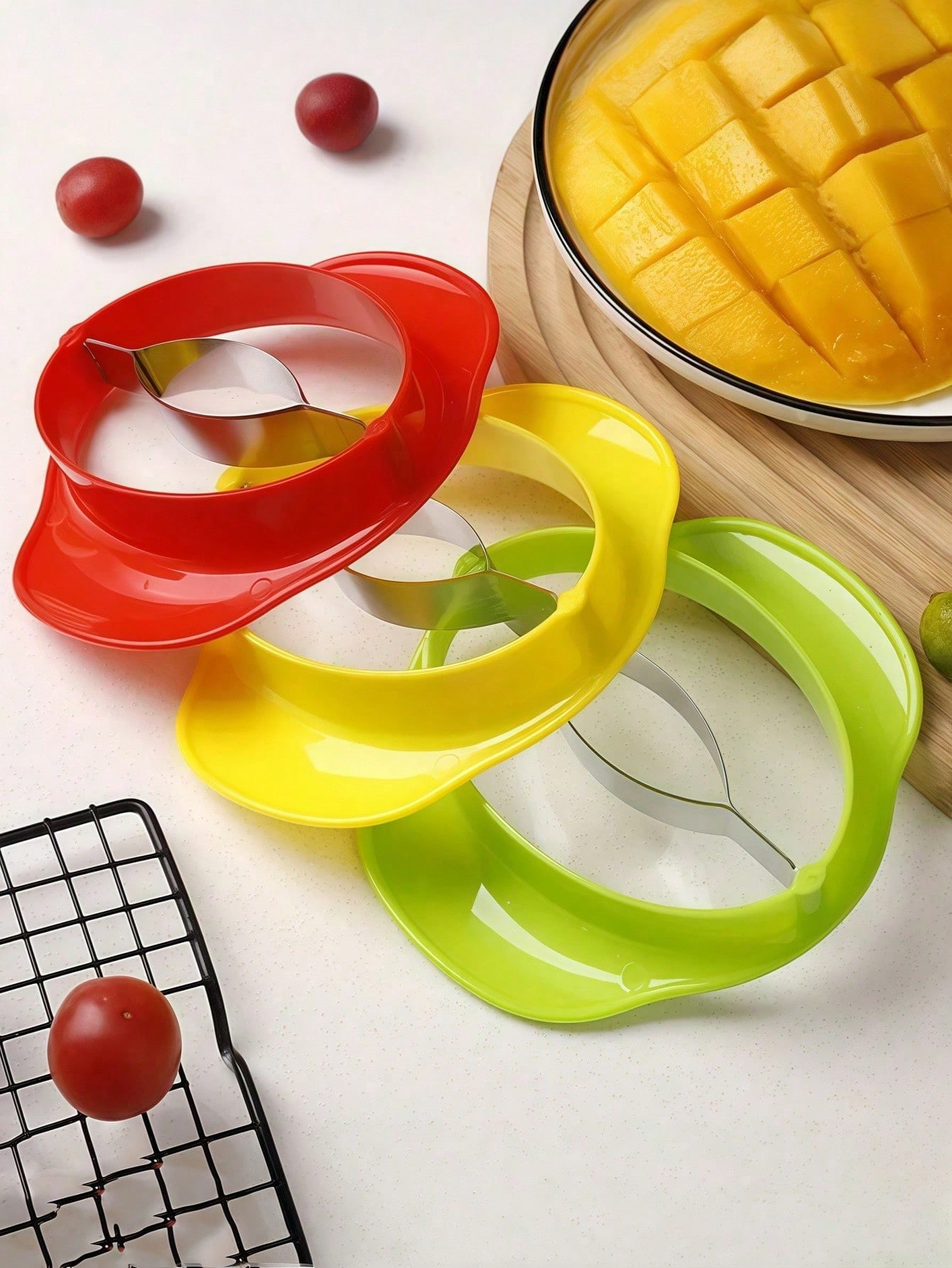 Ergonomic Mango Peeler and Slicer Easy Fruit Divider Tool