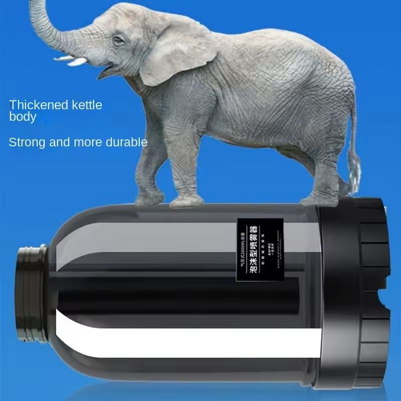 2L Professional Hand Pump Foam Sprayer – Heavy-Duty Pneumatic Foam Cannon with 3 Interchangeable Nozzles