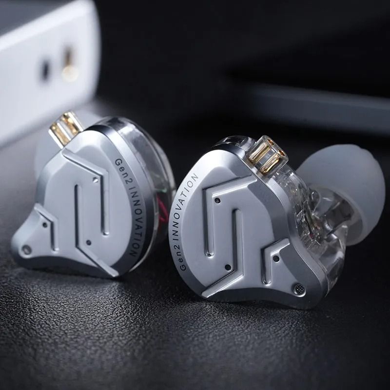 Hybrid In Ear Earphones with Deep Bass and Clear Sound