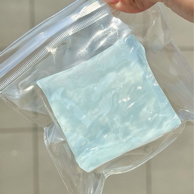 Squishy Ocean Cube Squeeze Toy Super Soft Stress-Relieving Transparent Ocean Cube