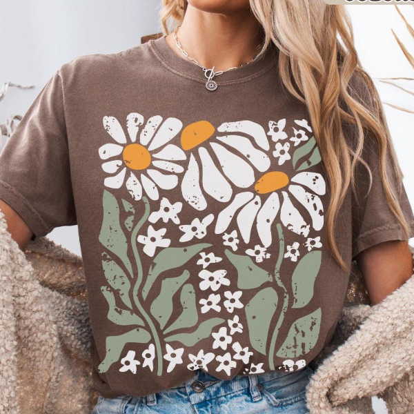 Boho Daisy Flower Tee, Comfort Colors Botanical Tee, Wildflower Shirt, Retro Floral T-Shirt, Plant Shirt, Gardener Shirt
