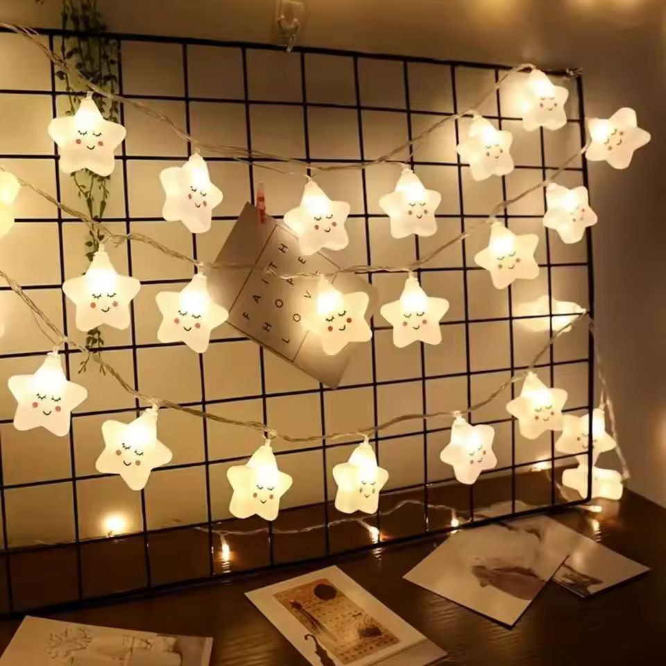 CozyStar Battery-Powered Star LED String Lights