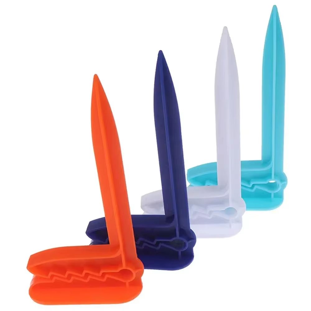 4-Piece Beach Towel & Camping Mat Clip Set