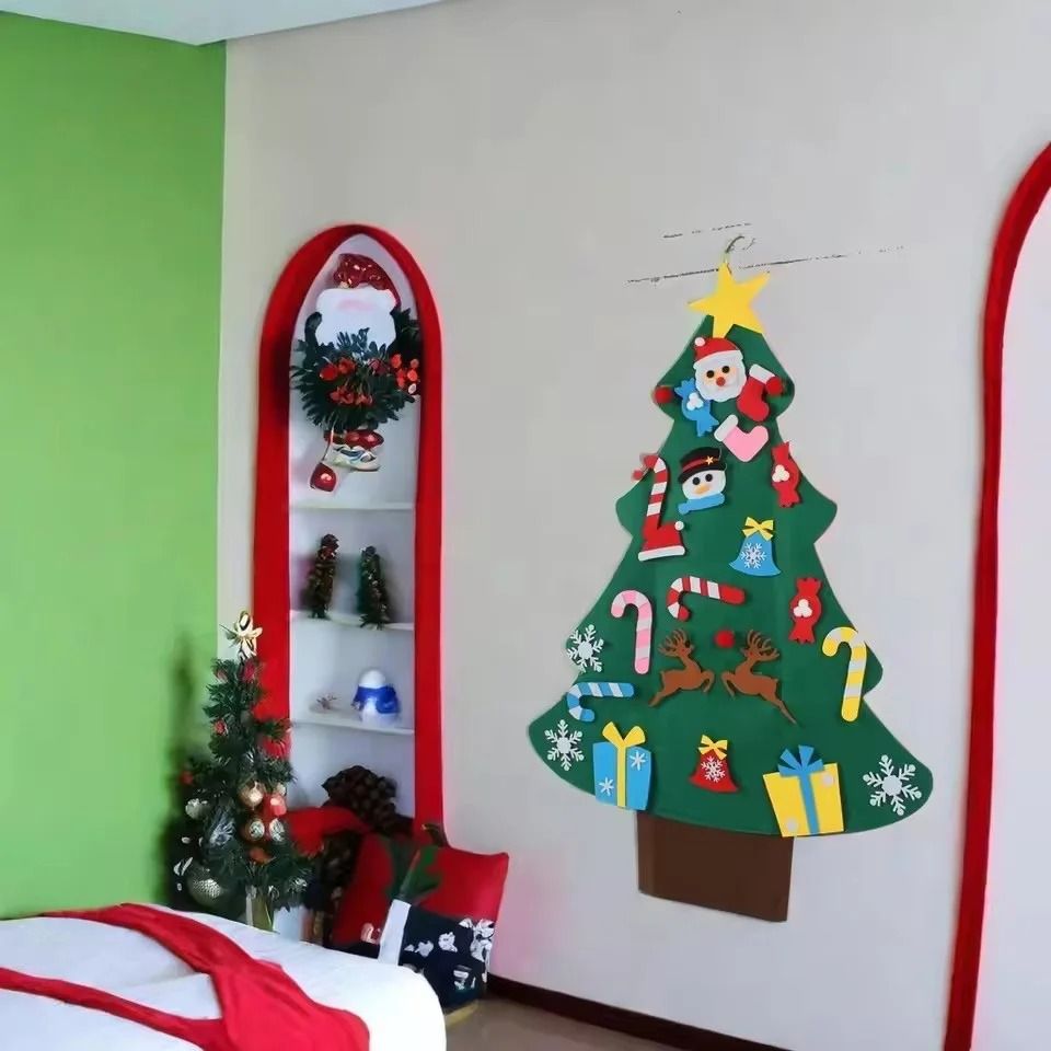 DIY Toddler Friendly Felt Christmas Tree