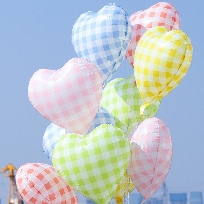 Holiday Party Striped Balloons Props, Wedding Scene Decoration, Photographic Accessories