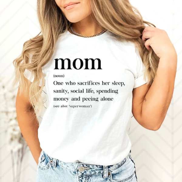 Mom Definition Shirt Funny Mom Graphic Tee Cute Minimalist Mom Life T-Shirt