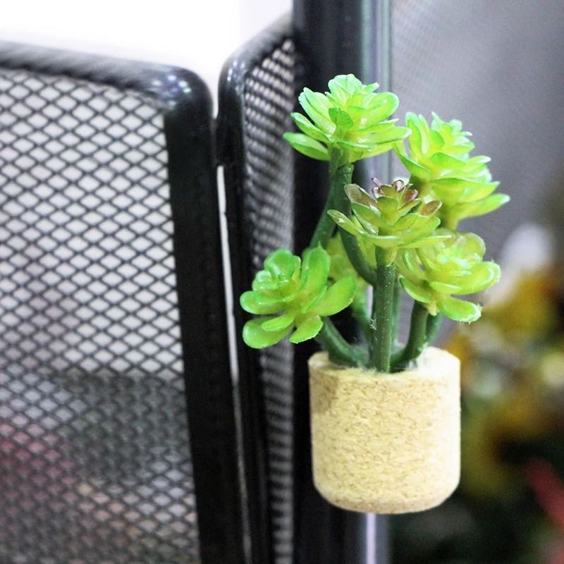 Botanical Narrative Sculpture – High-Definition Miniature Architectural Ornament