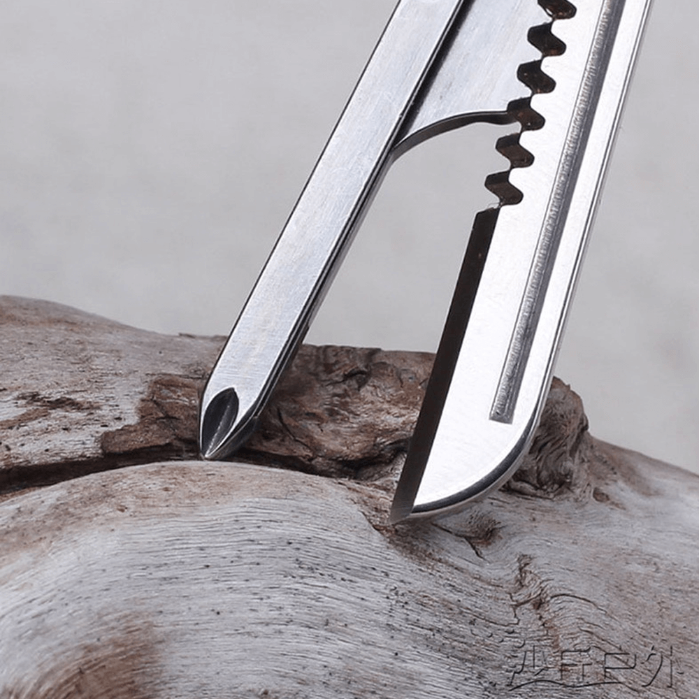 6-In-1 Multifunctional Keychain Multi-Tool