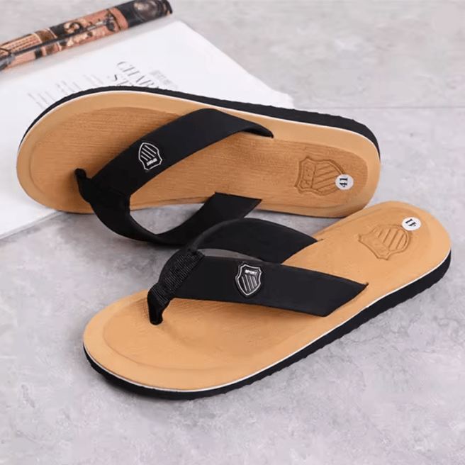 UrbanEase Mens Casual Flip Flops Non Slip Summer Beach Slides