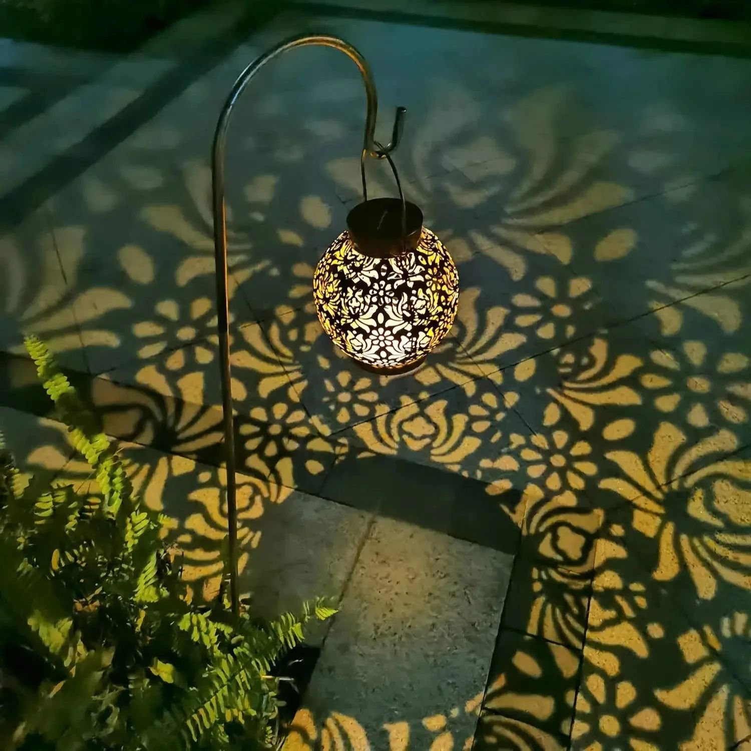 Solar Hollow Projection Garden Lantern