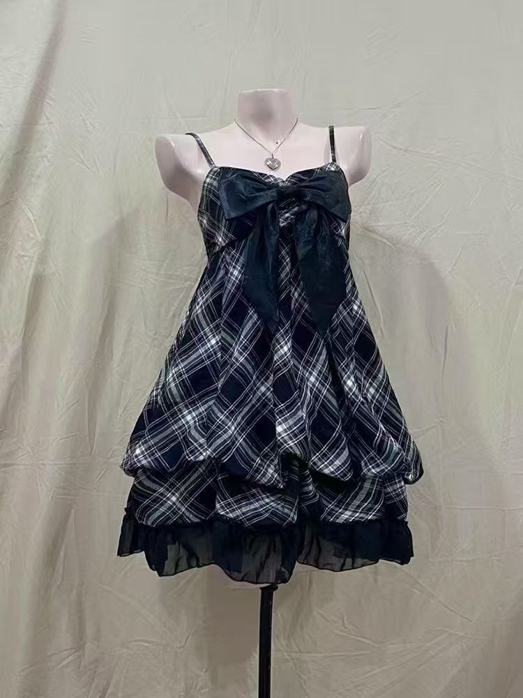 2025 Japanese Vintage Style Strap Dress, Womens Korean Fashion Black Lace Cami Dress for Summer, Sweet Patchwork One