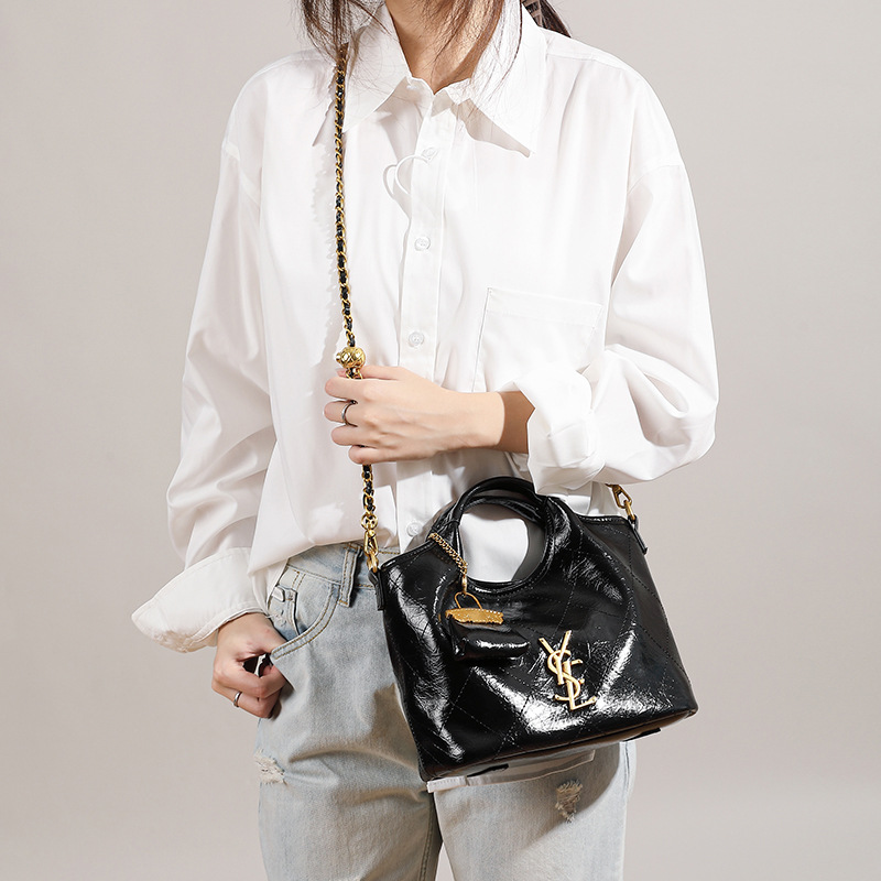 Premium Handbag with Diamond Grid Embroidery, Large Capacity Vegetable Basket Bag, Chain Bar Crossbody