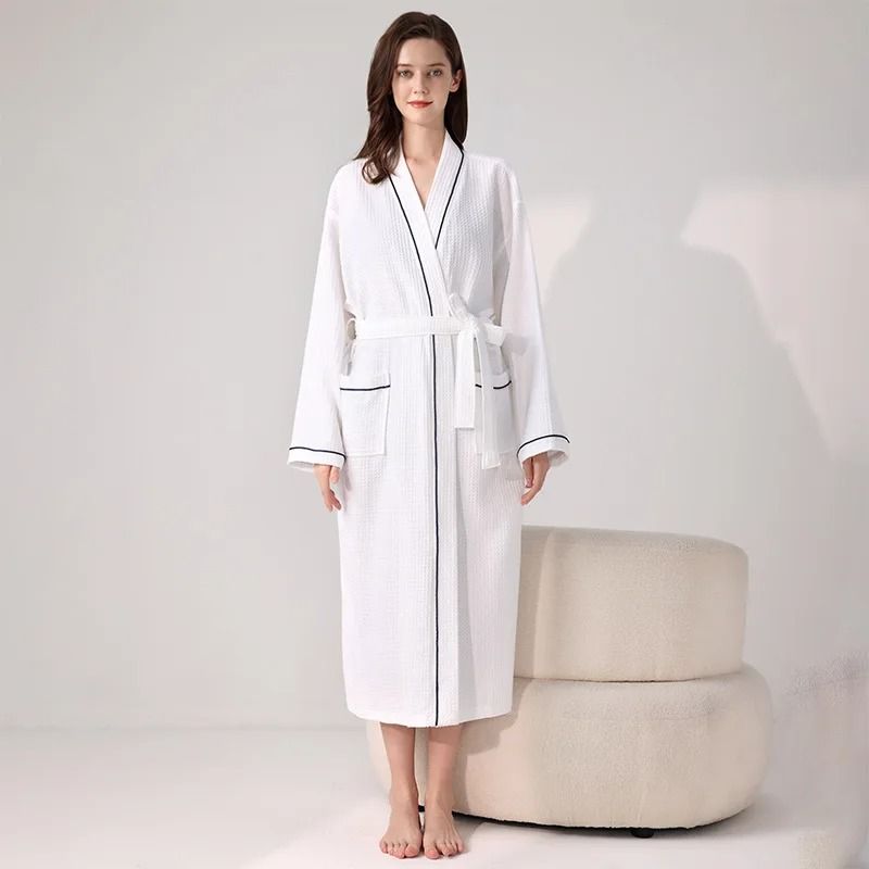 High-Quality Hotel Cotton Bathrobe