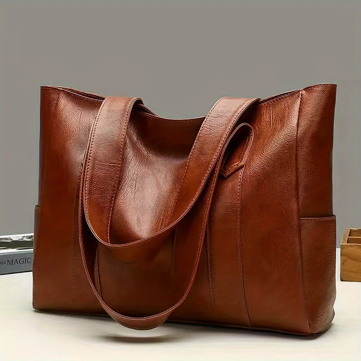 Vintage Vegan Tote Bag Large Capacity Retro Shoulder Handbag for Women Ideal for Casual Commutes & Travel