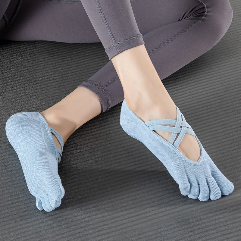 Womens Five-Finger Yoga Socks, Breathable Backless Pilates Socks with Anti-Slip Silicone Sole