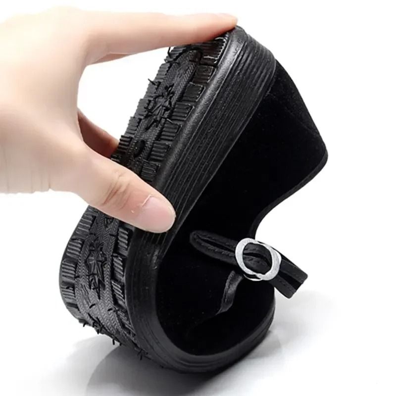 Breathable Slip On Womens Sneakers Casual Mesh Shoes