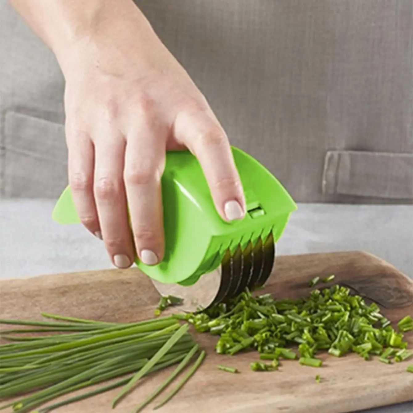 Precision Wire Onion & Garlic Cutter – Stainless Steel Vegetable Slicer Tool