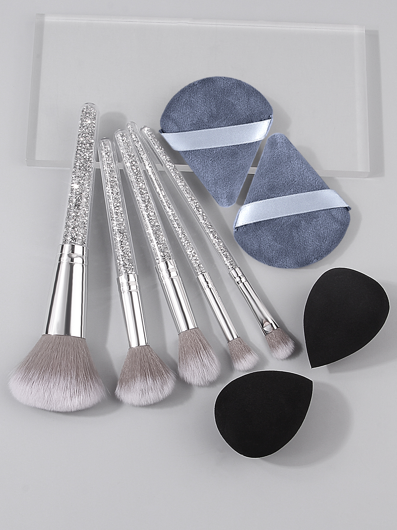 Makeup Brush Set with Diamond Handles, Soft Bristle Blush Eyeshadow Contouring Brush, Makeup Sponge Powder Puf