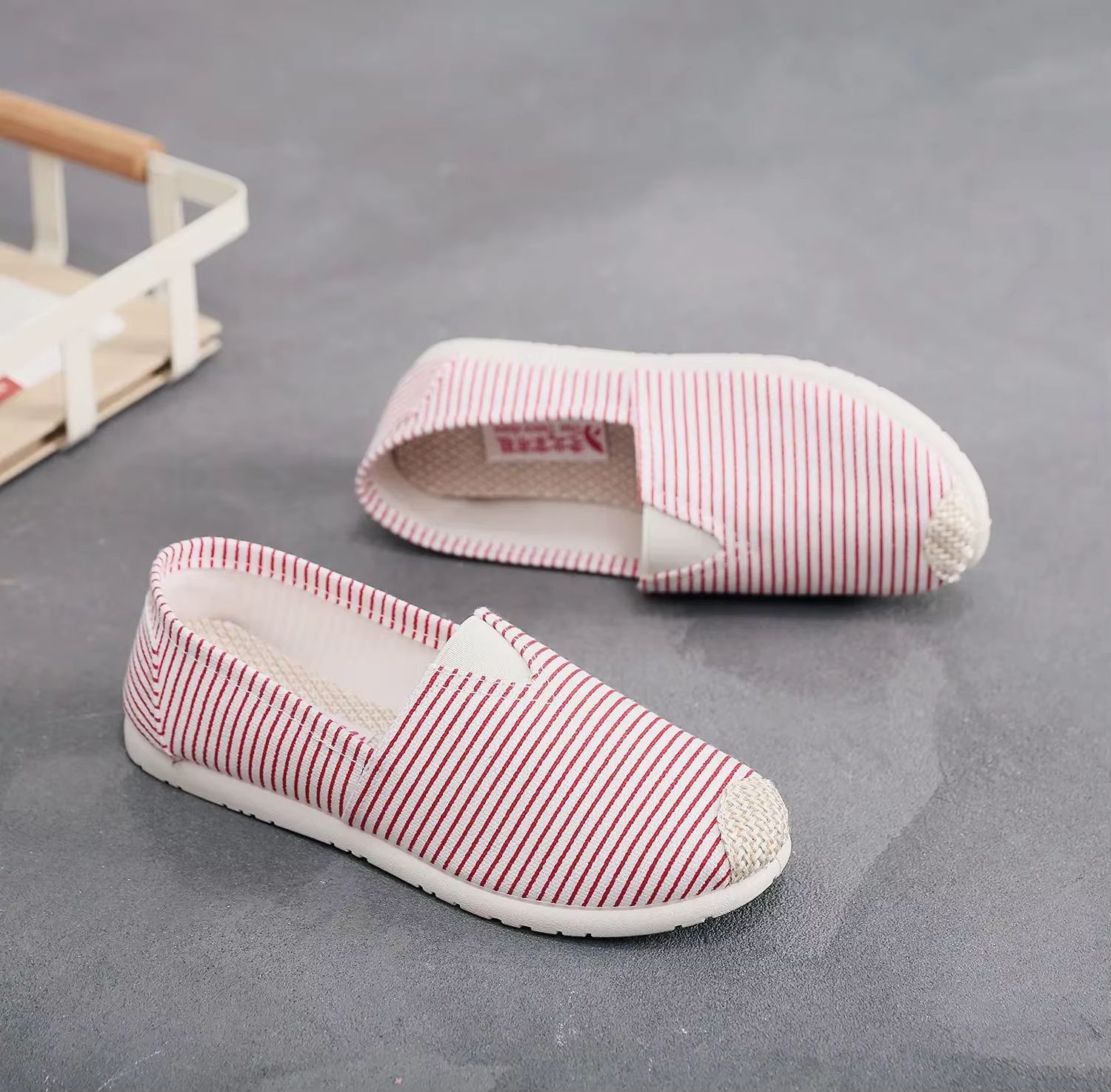 Breathable Mesh Lightweight Casual Women's Slip-On Flats Fisherman Shoes