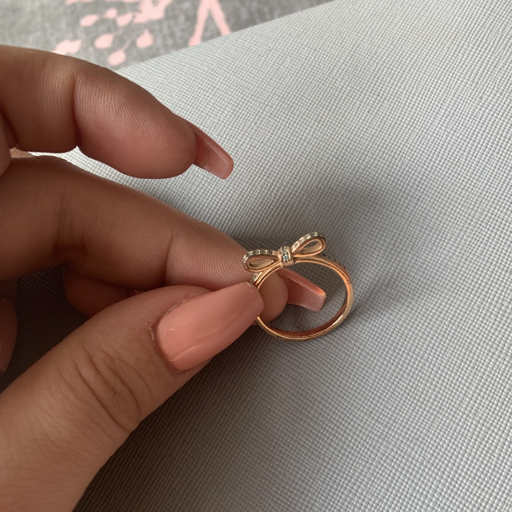 Sparkling Rose Gold Bow Ring