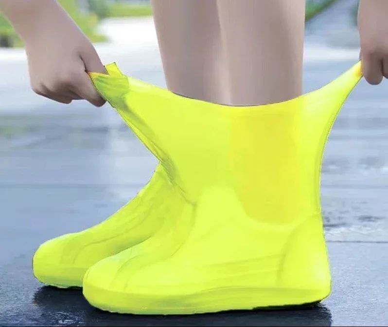 RainGuard Silicone Waterproof Shoe Covers – Reusable Anti-Slip Rain Overshoes (1 Pair)