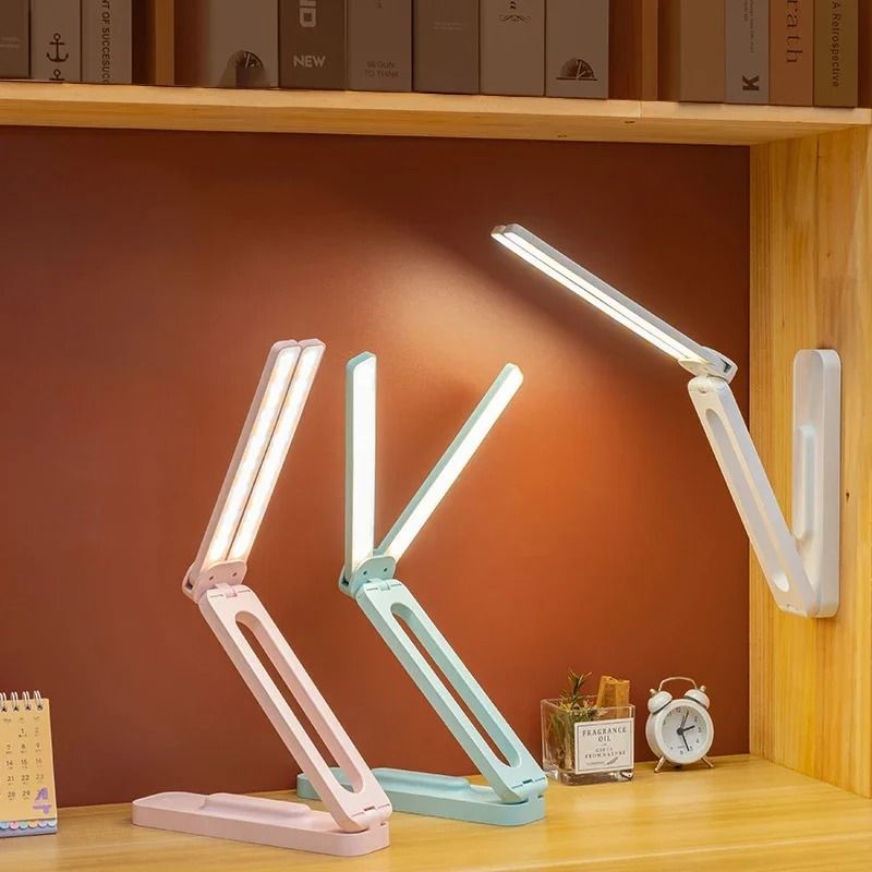 Multifunctional Folding LED Desktop Lamp