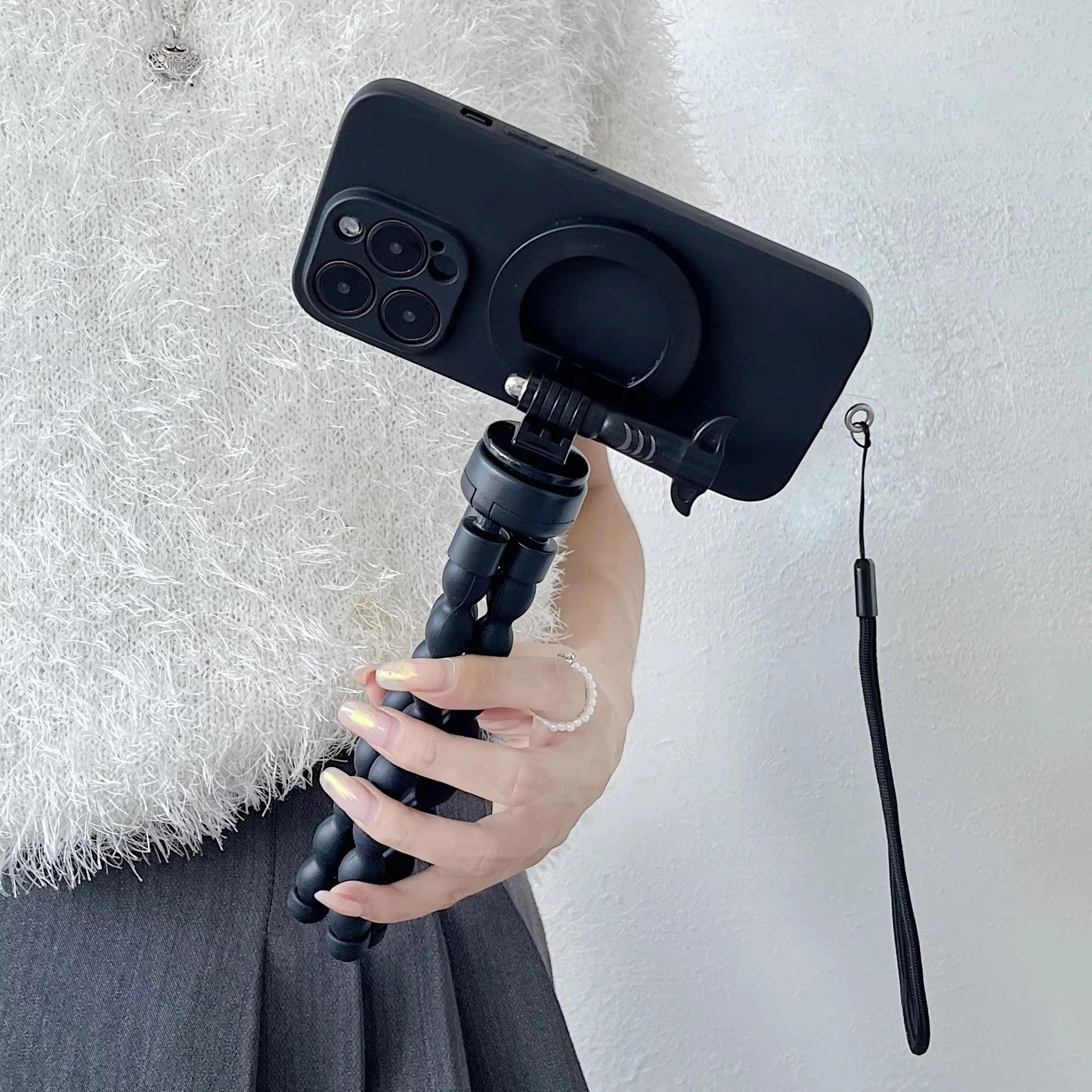 Magnetic Octopus Tripod – Universal MagSafe Compatible Smartphone Stand – Flexible High-Grip Monopod