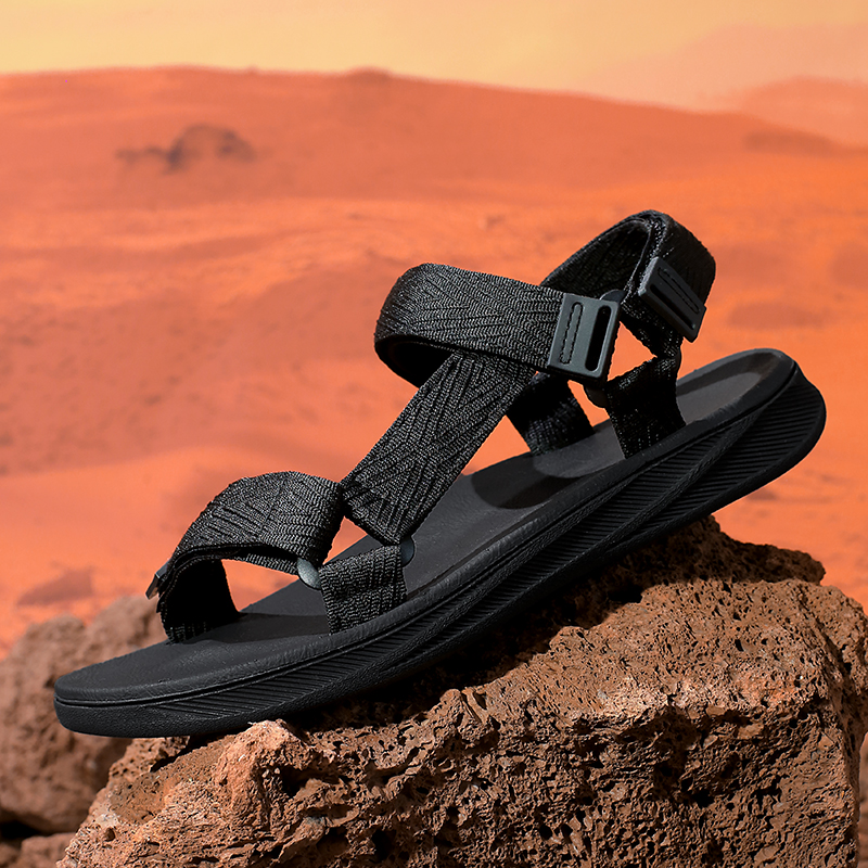 Mens Black Outdoor Arch Support Sandals, Lightweight Anti-Slip Casual Sports Sandals for Summer Walking & Beach