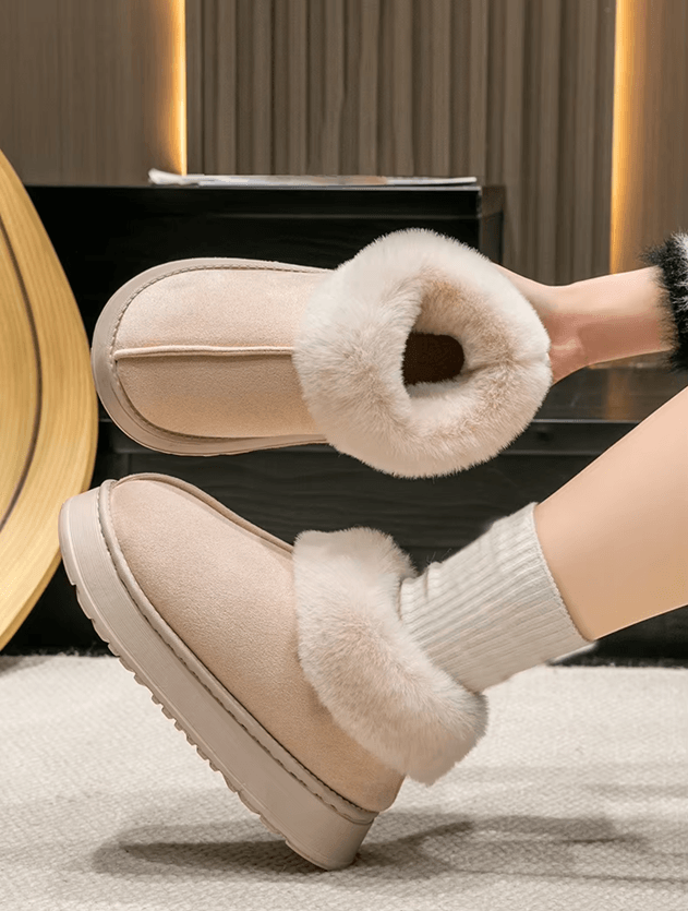 Womens Winter Snow Boots with Faux Fur Plush Lining and Indoor Outdoor Comfort