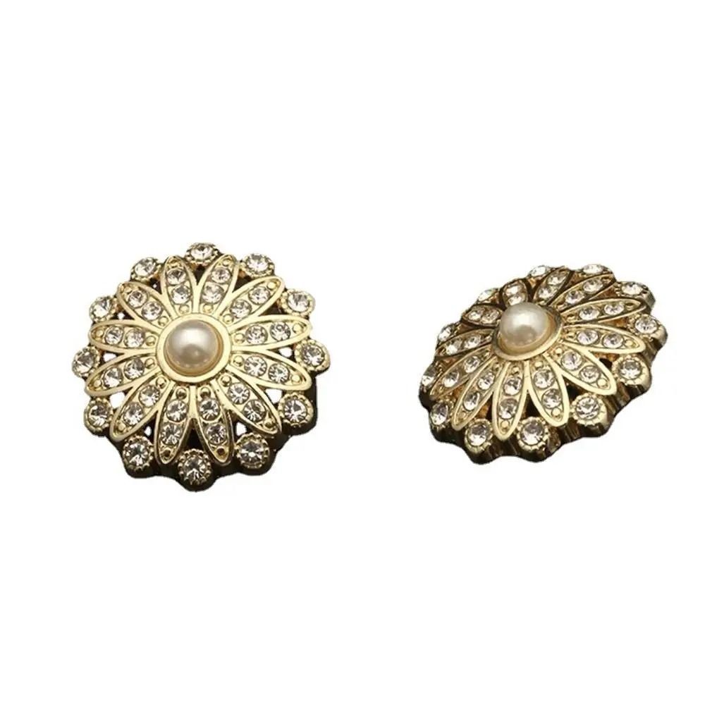 Retro Metal Pearl Button Gallery | High-Fidelity Diamond-Encrusted Clothing Accents & Sewing Jewelry