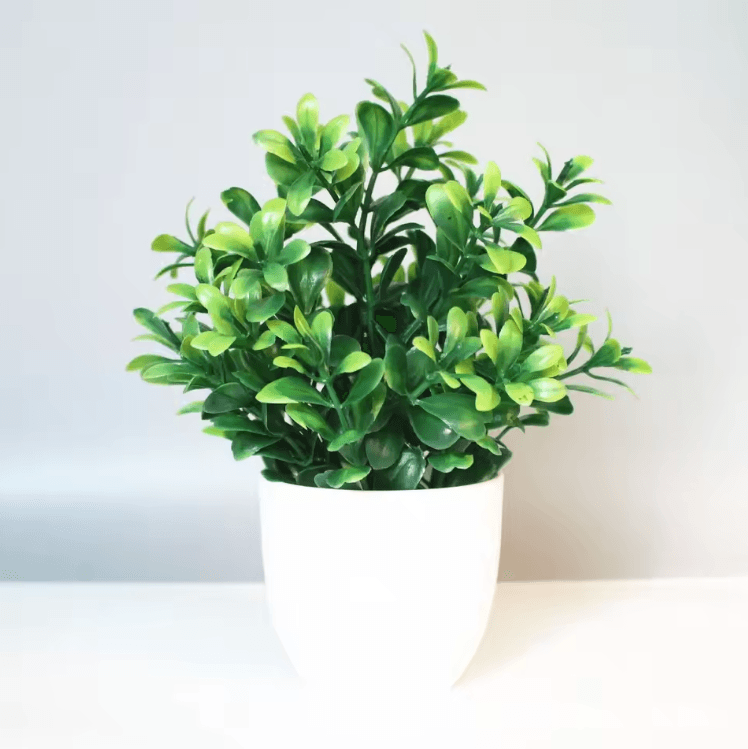 Realistic Mini Bonsai Artificial Plant – Indoor & Outdoor Decorative Greenery