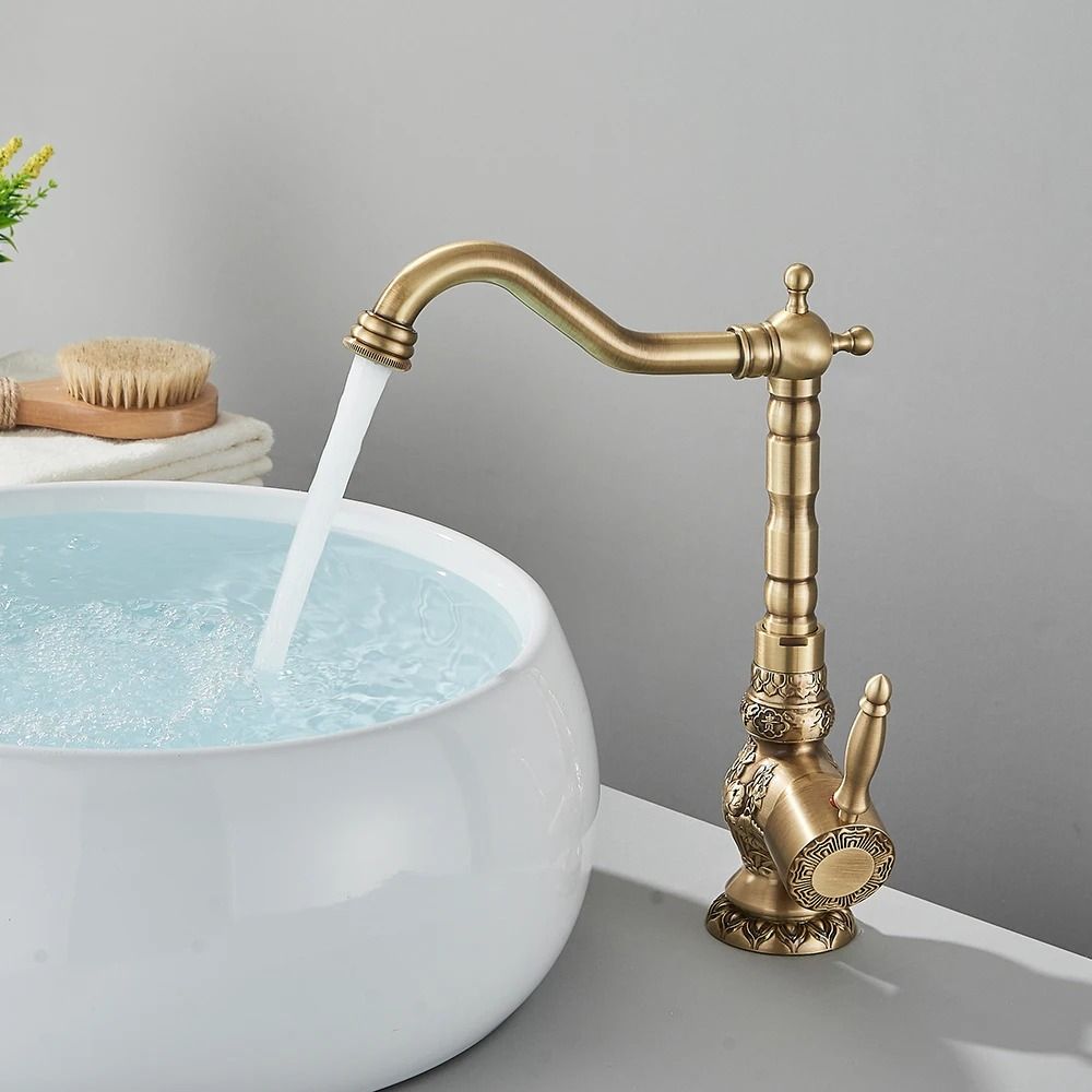 Retro Brass Antique Bronze Kitchen Faucet – Deck Mounted Single Handle Mixer