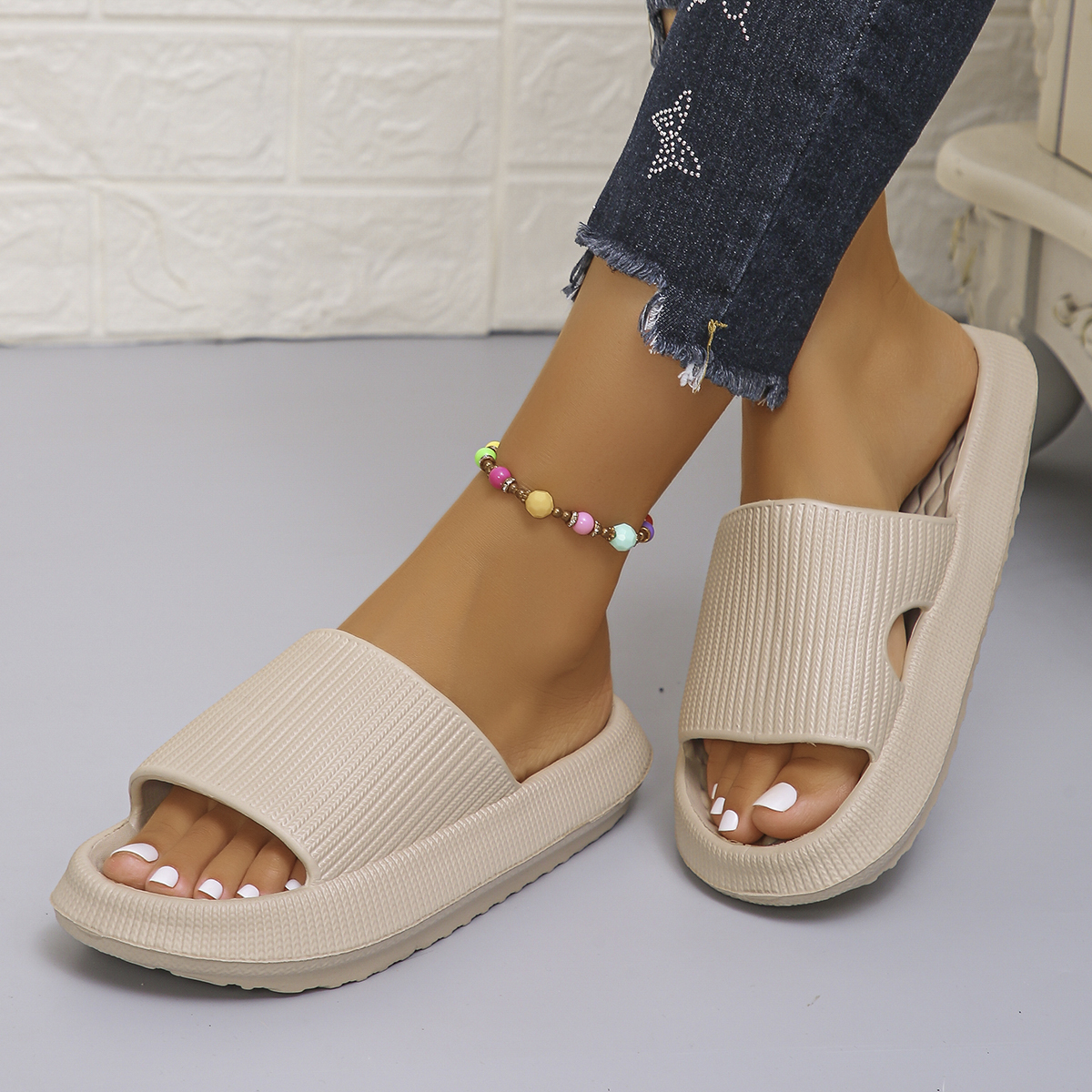 Women's Thick Bottom Cloud Slippers, Soft EVA Indoor Slides, Non-Slip Platform Sandals, Summer Flip Flops for Couples