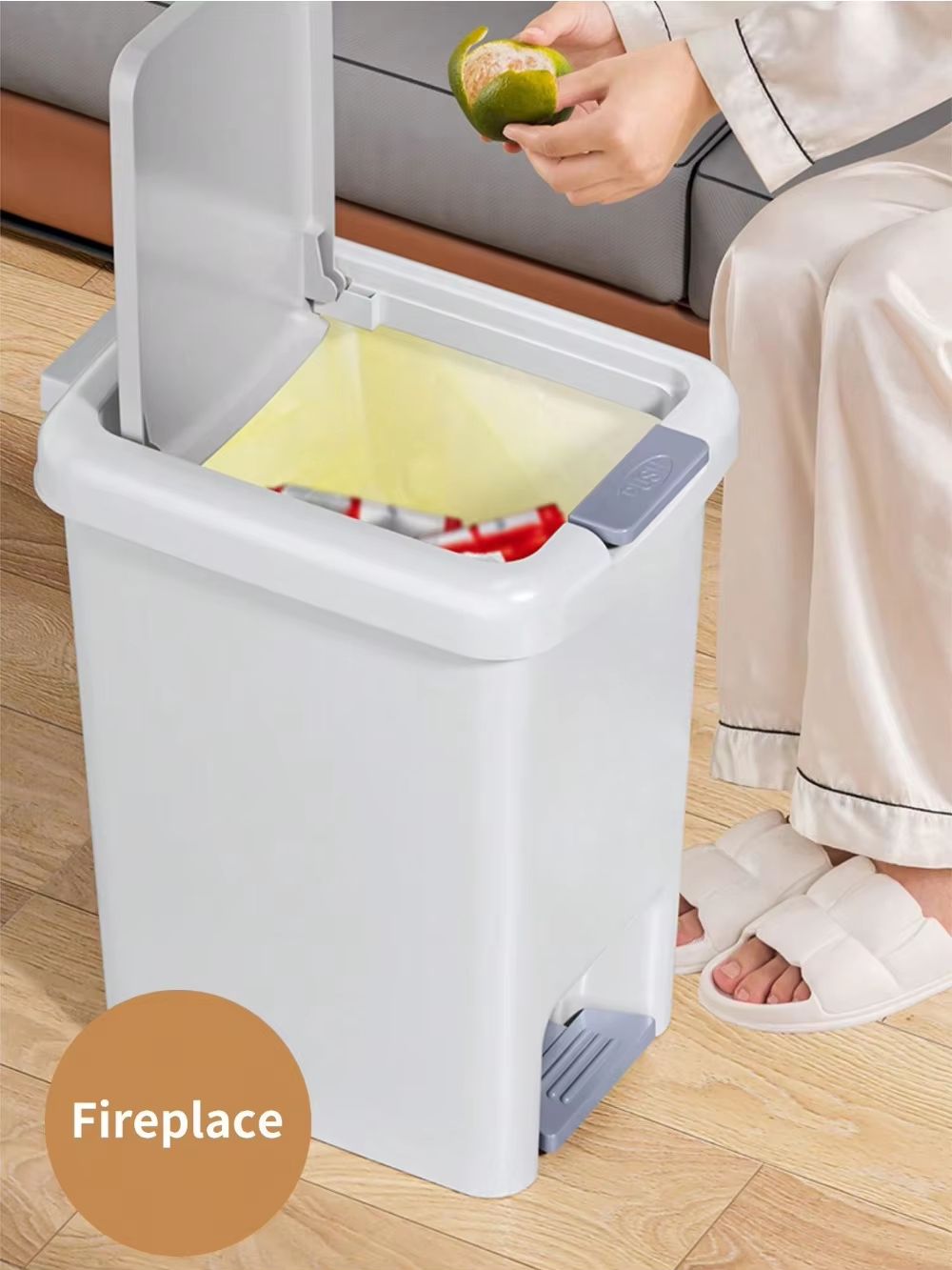 Plastic Foot Pedal Trash Can – Hands-Free Bathroom & Kitchen Waste Bin