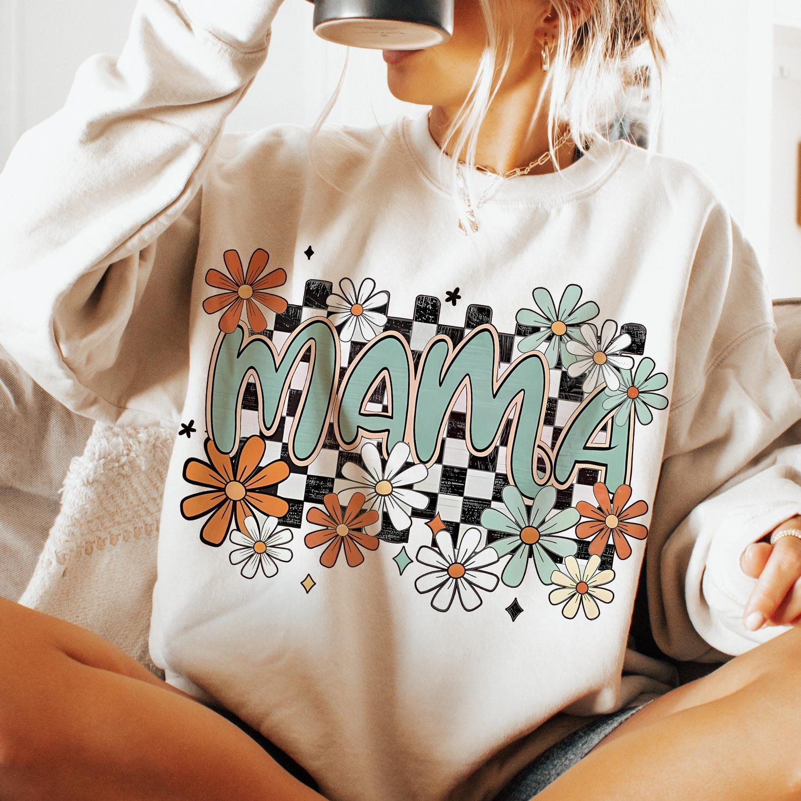 Floral Mama Shirt Trendy Retro Mom Life Graphic Tee