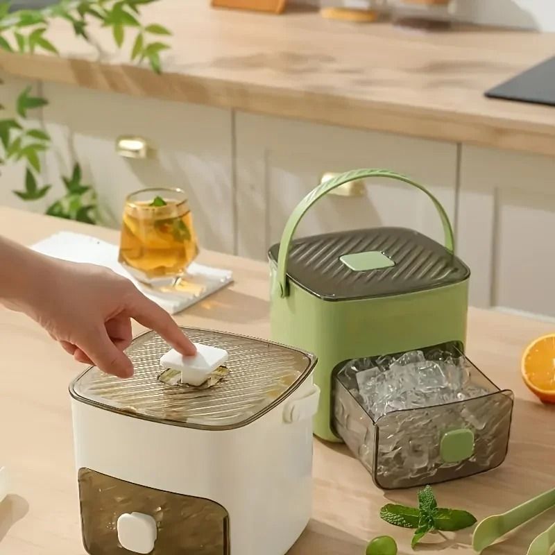 Large Capacity Ice Cube Tray with Easy Press Lid 48 Block Food Grade Mold
