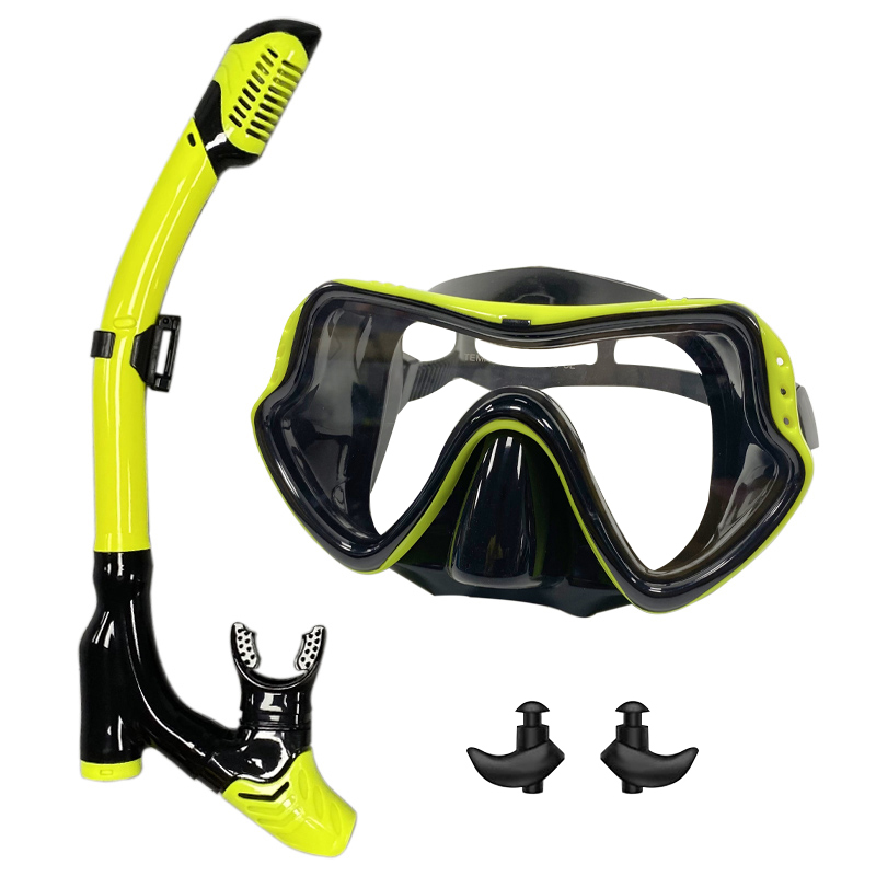 Snorkeling Gear for Adults Dry Top Snorkel Set with Anti Fog Diving Mask