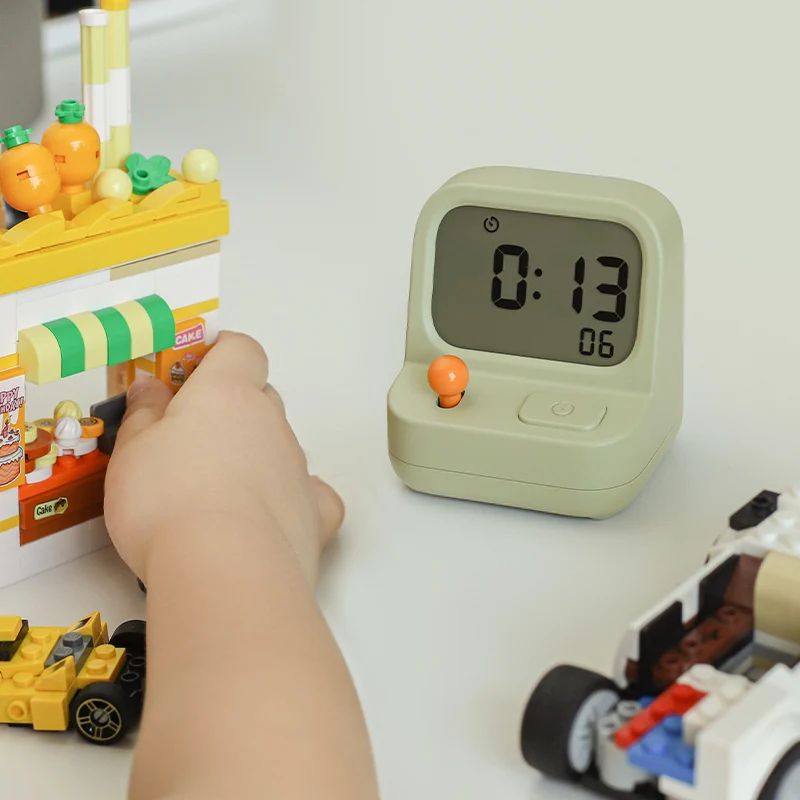Smart Mini Desktop Alarm Clock – Creative Nostalgic Timer & Snooze Clock
