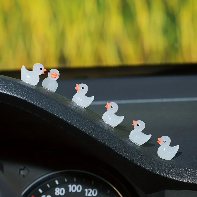 Glow-in-the-Dark Mini Duck Car Dashboard Ornaments (5-Piece Cute Car Decor Set)
